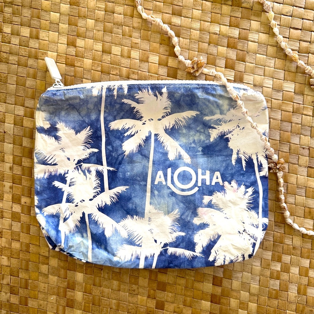 Aloha Collection Small Pouch